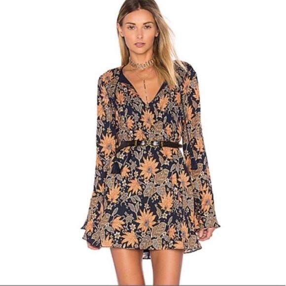 TULAROSA ~ Boho-Style Audrey Mini Dress in Himalayan Floral ~ Size XS - Picture 1 of 11